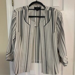 Size 18 Blazer jacket. Breezy feel. Black and white light fabric.